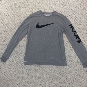 Grey Nike Men’s Medium Long Sleeve Nike Tee Hoops
